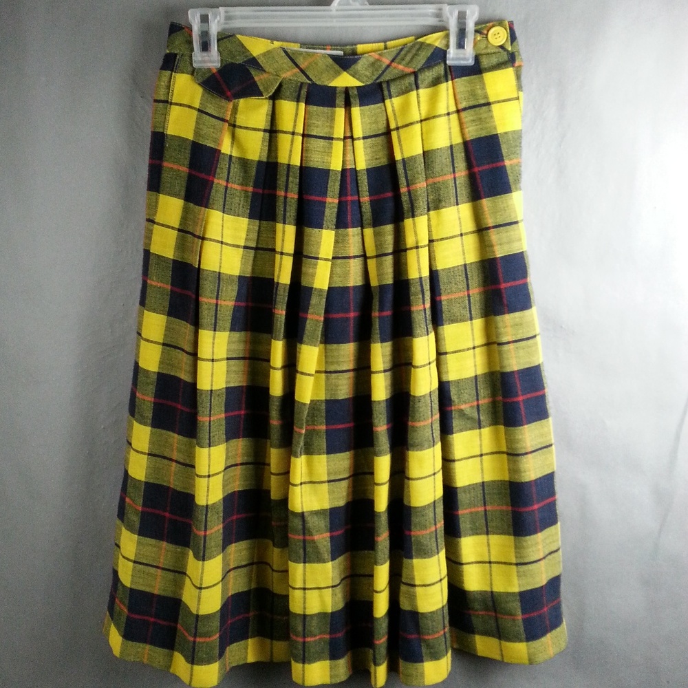 Vintage CHAUS Womens Yellow Skirt Size 8